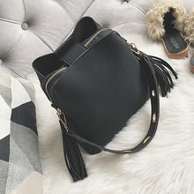 Load image into Gallery viewer, Women Bucket Bag Vintage Tassel Messenger Bag
